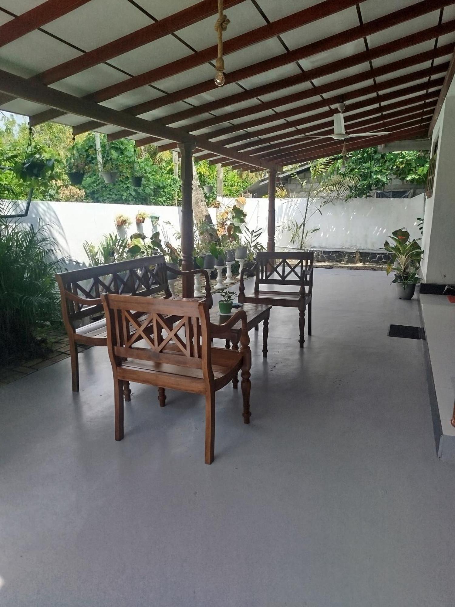 Little Villa Guest House Ahangama Room photo